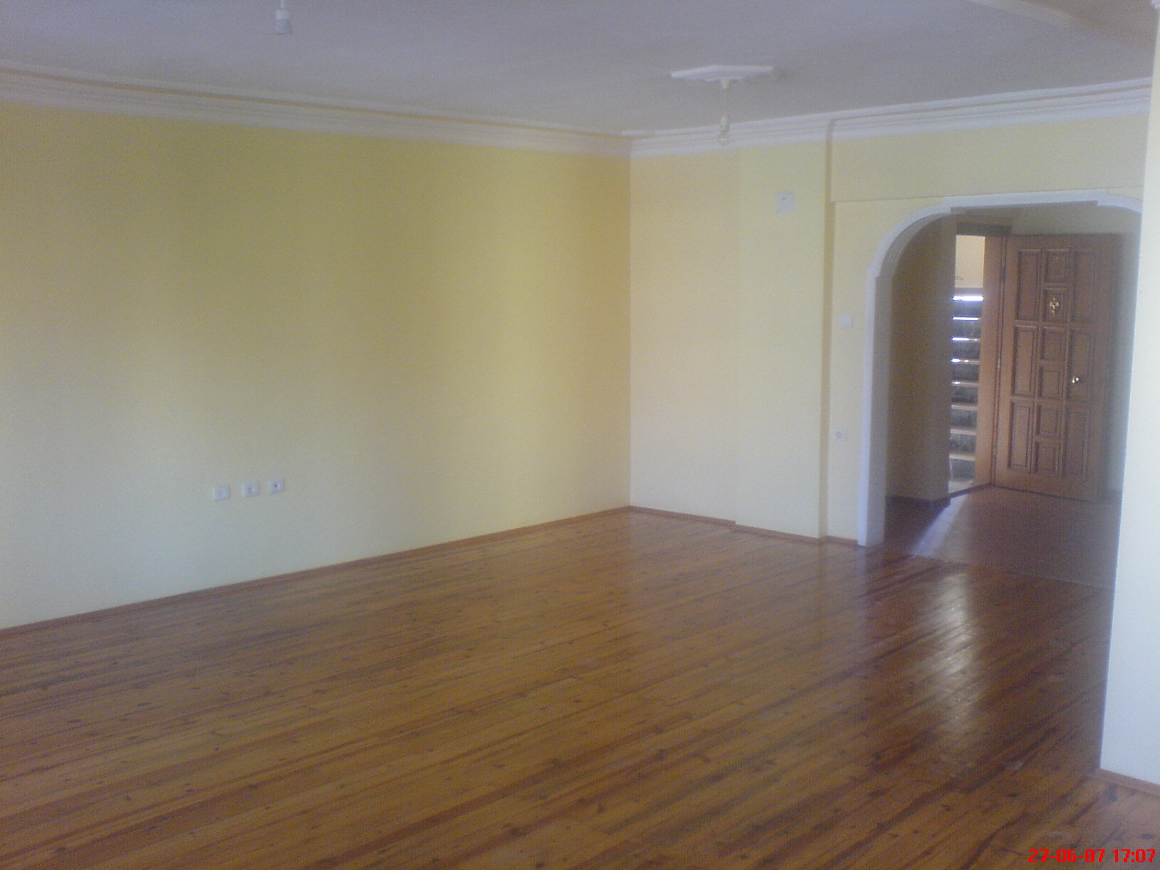 Kiralık daire salon görünümü - Görükle kiralık daire